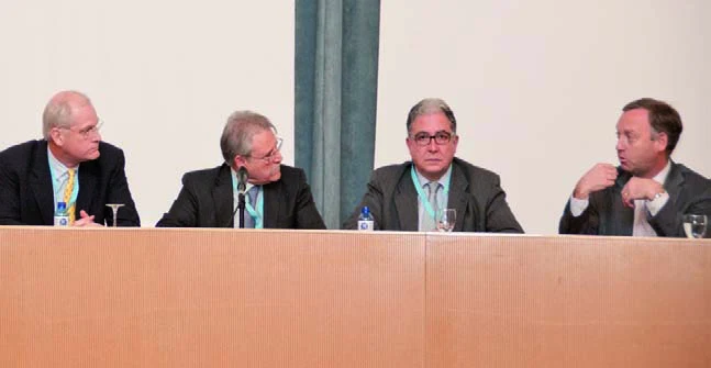 Robert H. Hawes (EE.UU.), Juan Manuel Herrerías Gutiérrez (Sevilla), Antonio J. Torres García (Madrid), Santiago Horgan (EE.UU.).