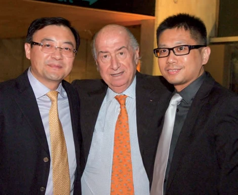 Zhou Pinghong, José Ramón Armengol-Miró y Zhang Xiaoguang.