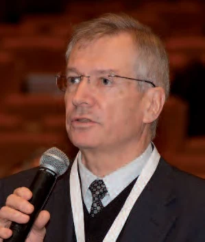 Intervenciones de los doctores Joaquín Balsells (Barcelona), Jean Escourrou (Francia) y Joan Maria Pou (Barcelona).