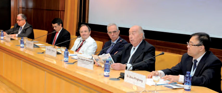 Mesa de la Inauguración oficial compuesta por Antonio J. Torres García, Joan Comella, Jaume Roigé, José J. Navas, José Ramón