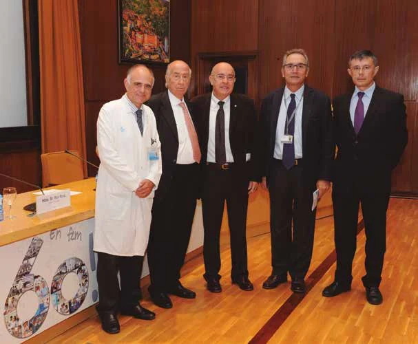 Acto inaugural: de izquierda a derecha, el doctor Manuel Armengol Carrasco, co-director del Curso; el doctor José Ramón