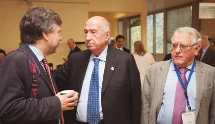 Mariano E. Giménez, José R. Armengol-Miró y Franz Reuter.
