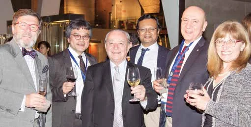 Alberto Ferreres, Kiyokazu Nakajima, Alberto Montori, Suvranu De, Senol Carilli y Sra. de Ferreres.
