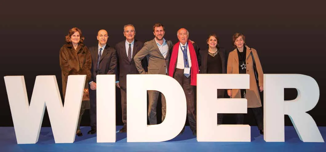 De izquierda a derecha, Sergey Kantsevoy, Vicenç Martínez Ibáñez, Antoni Comín, José Ramón Armengol-Miró, Montserrat Capdevila y Ana Ochoa.