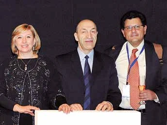 Nina Malyutina, Sergey Kantsevoy y Stavropol Stavropoulos.