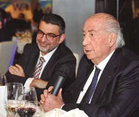 J.R. Armengol-Miró en su discurso de cierre del Simposio-Cena.