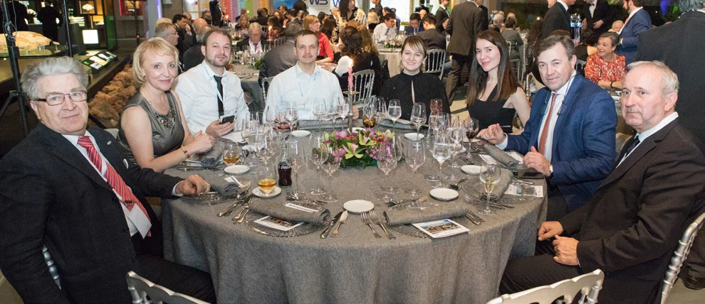 Aleksey Balalykin, Marina Ivantcova, Denis Gusev, Mikhail Burdyukov, Lada Shumkina, Seda Dzhantukhanova, Yury Starkov y Nadan Rustemovic