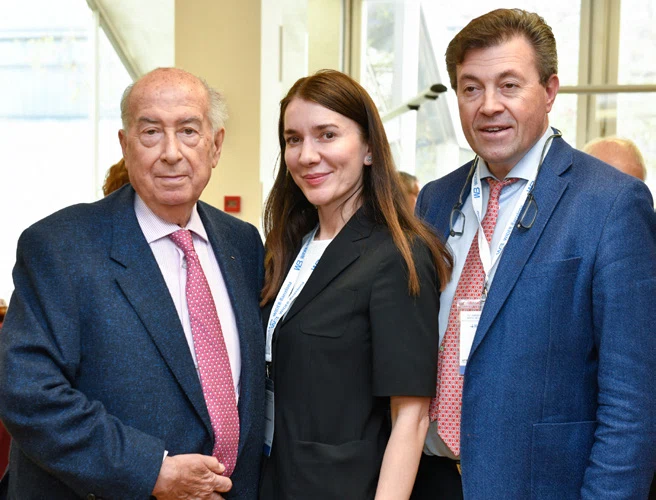 Josep Ramon Armengol-Miró. Seda Dzhantukhanova y Yuri Starkov