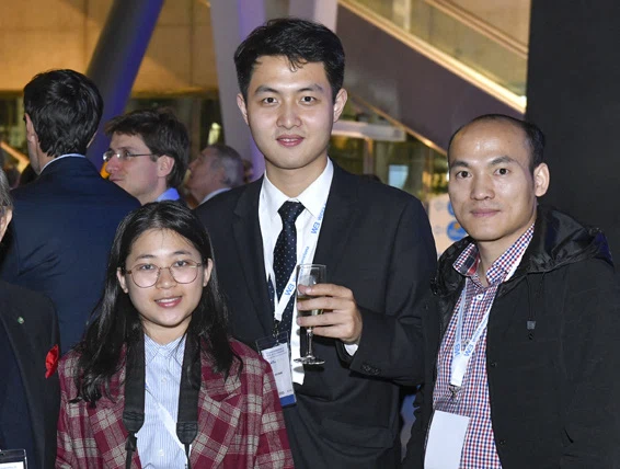 Siran Zhou, Deyu Zang y Deliang Li
