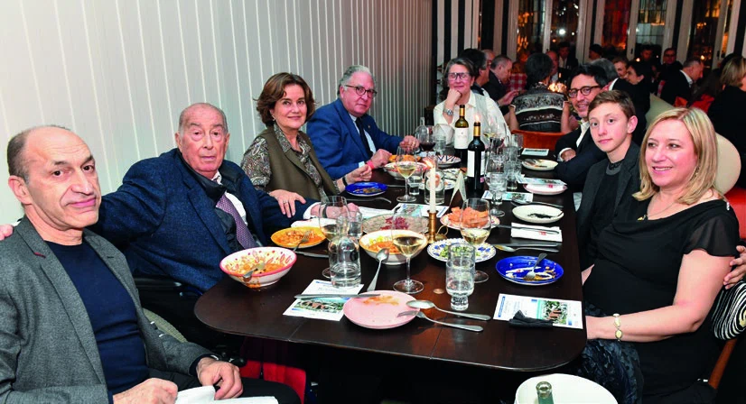 Kantsevoy, Armengol-Miró, Torres, Dot con su mujer y Nina Malyutina con su hijo.